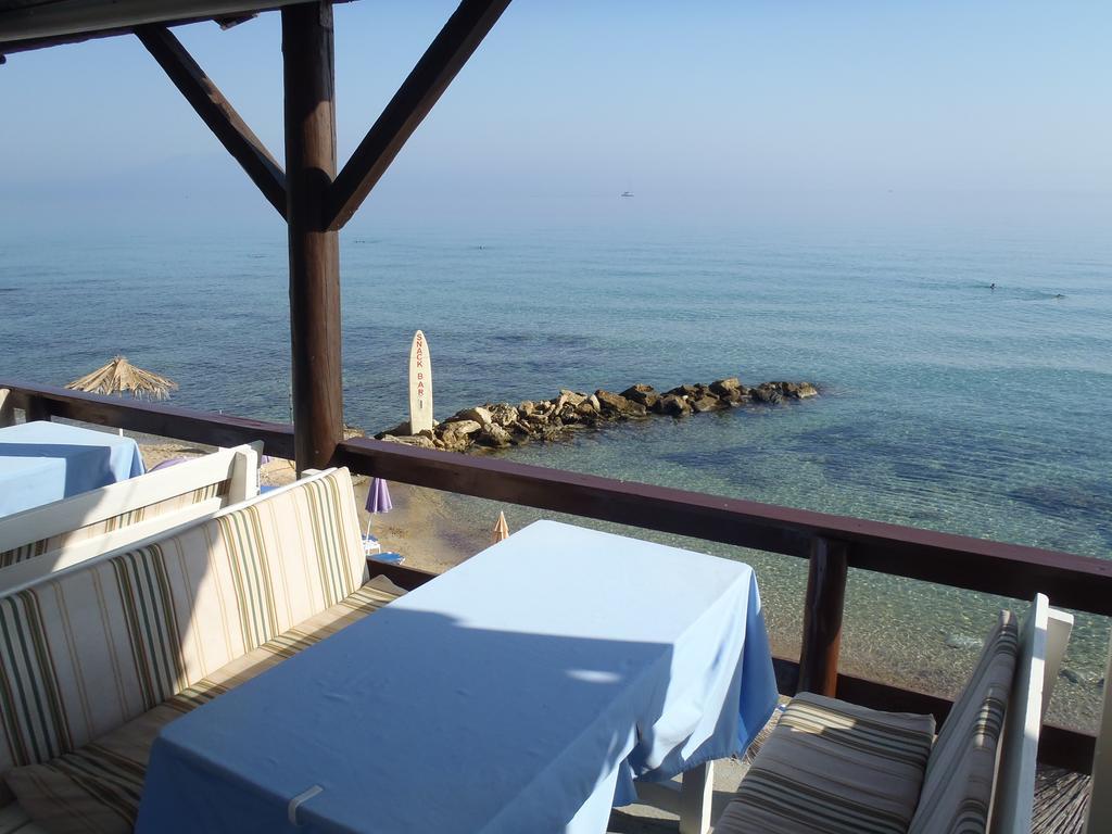 Loukas Apartments On The Waves トラガキオン 部屋 写真