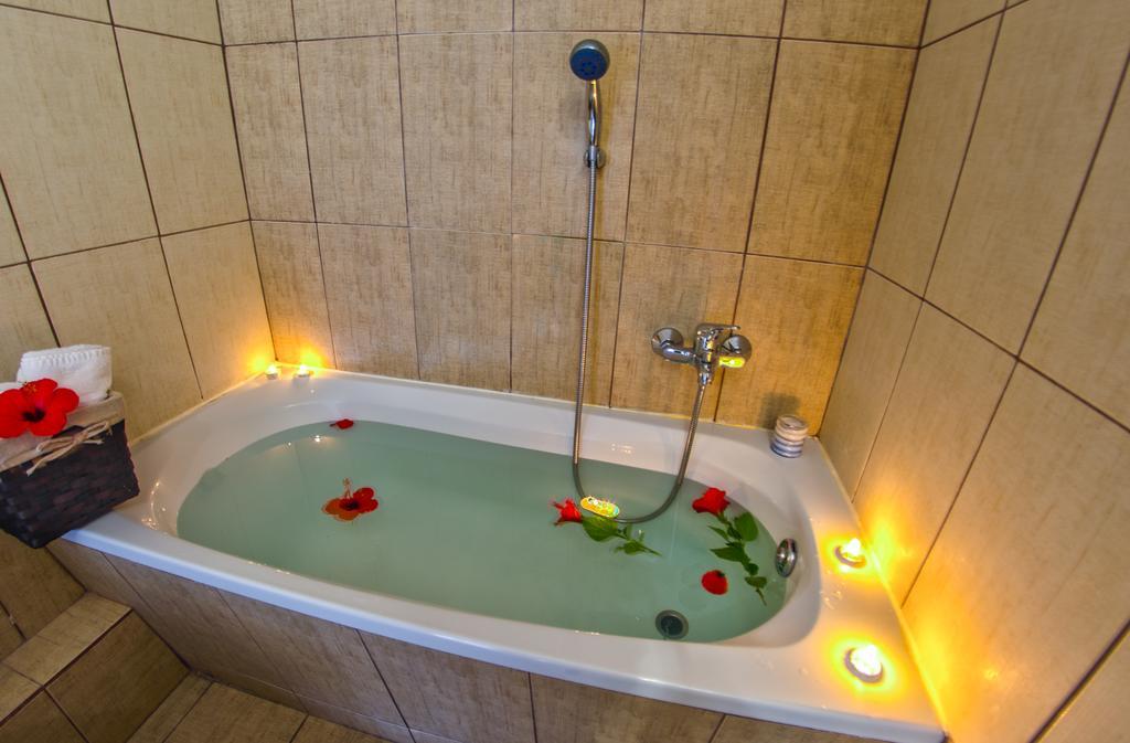 Loukas Apartments On The Waves トラガキオン 部屋 写真