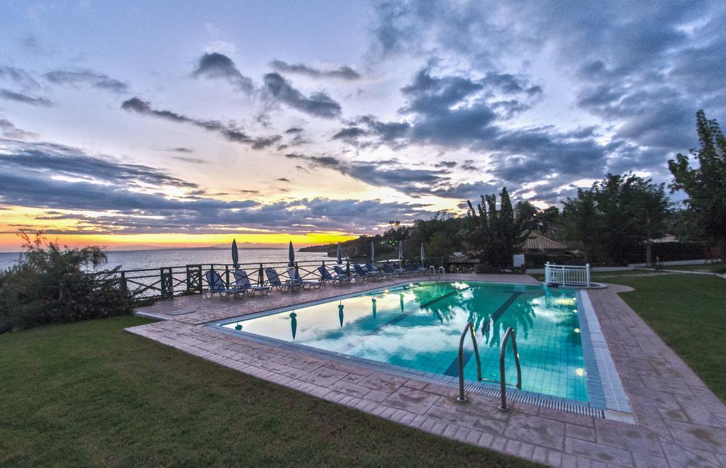 Loukas Apartments On The Waves トラガキオン 部屋 写真